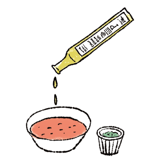 オリーブオイルを取り皿に移し、トマトしゃぶしゃぶ出汁をお玉1杯分入れます。